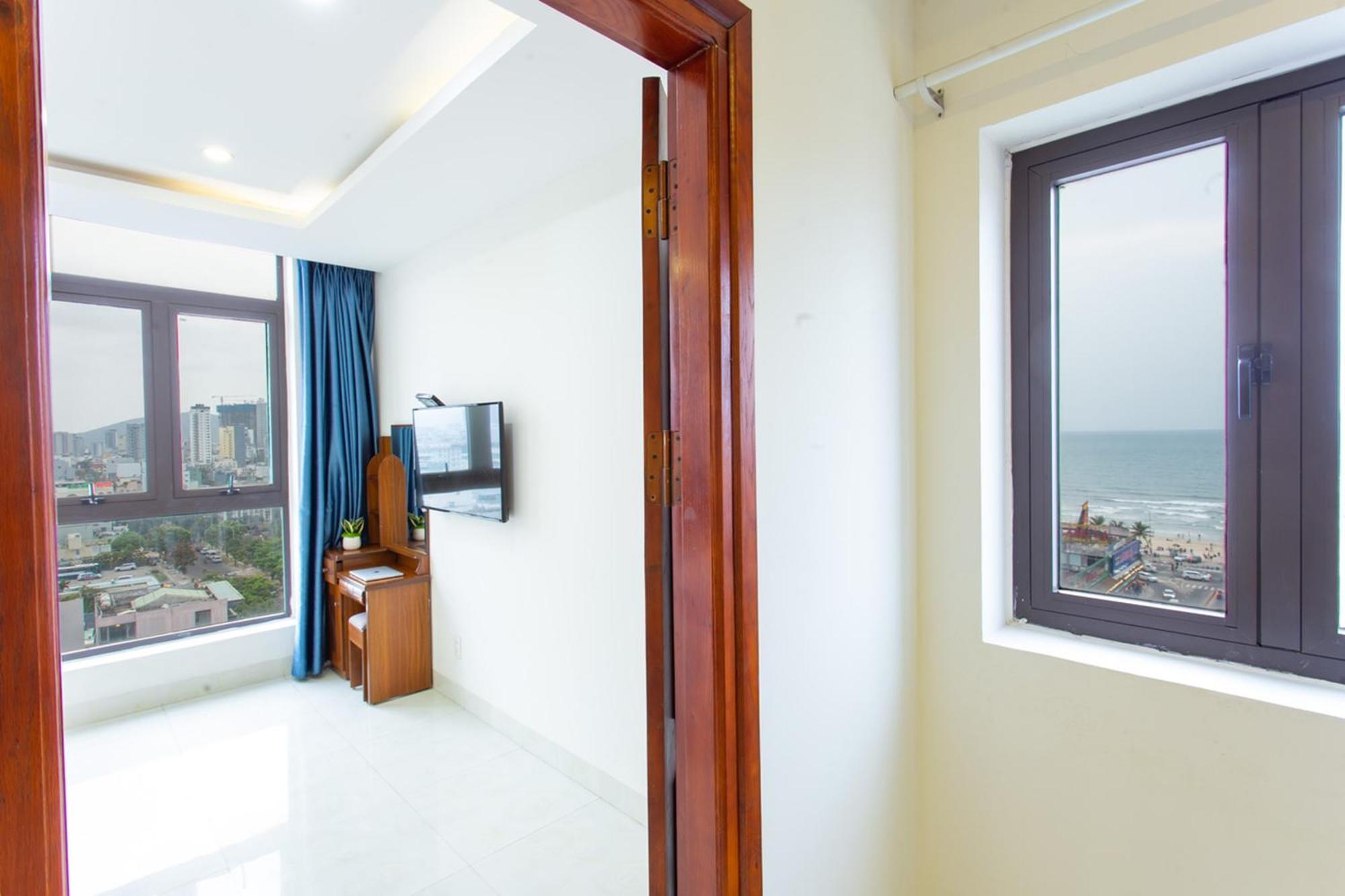 Toan Thang Beach Hotel Da Nang Exterior photo