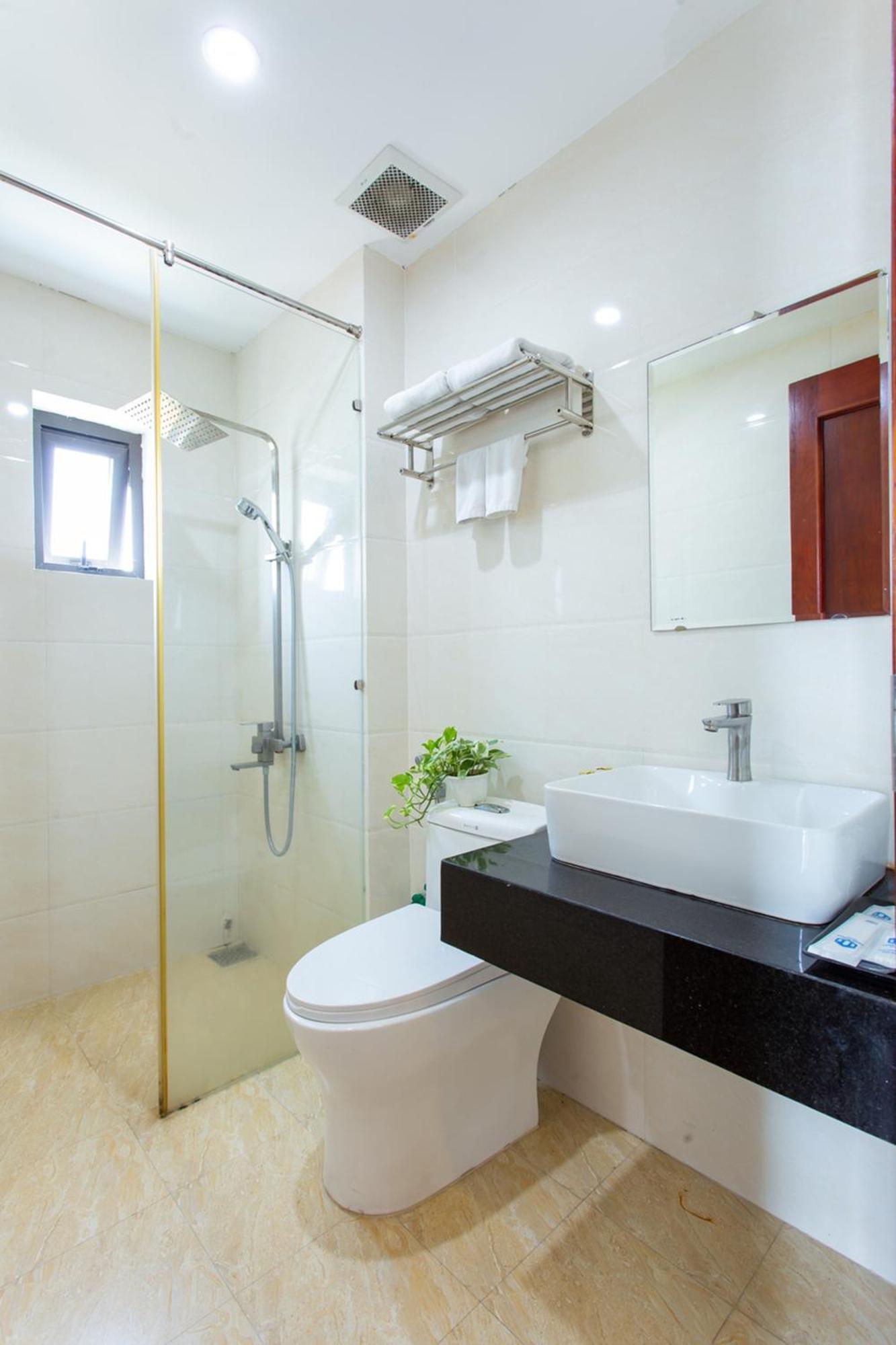 Toan Thang Beach Hotel Da Nang Exterior photo