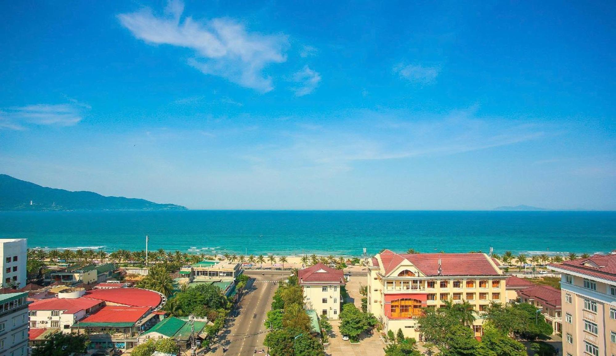 Toan Thang Beach Hotel Da Nang Exterior photo