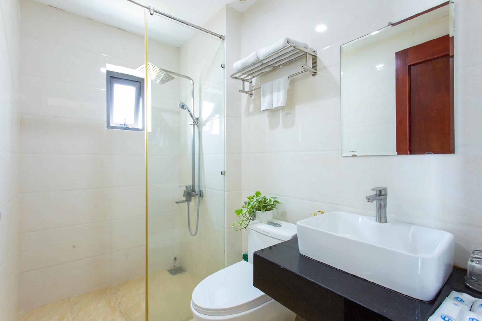 Toan Thang Beach Hotel Da Nang Exterior photo