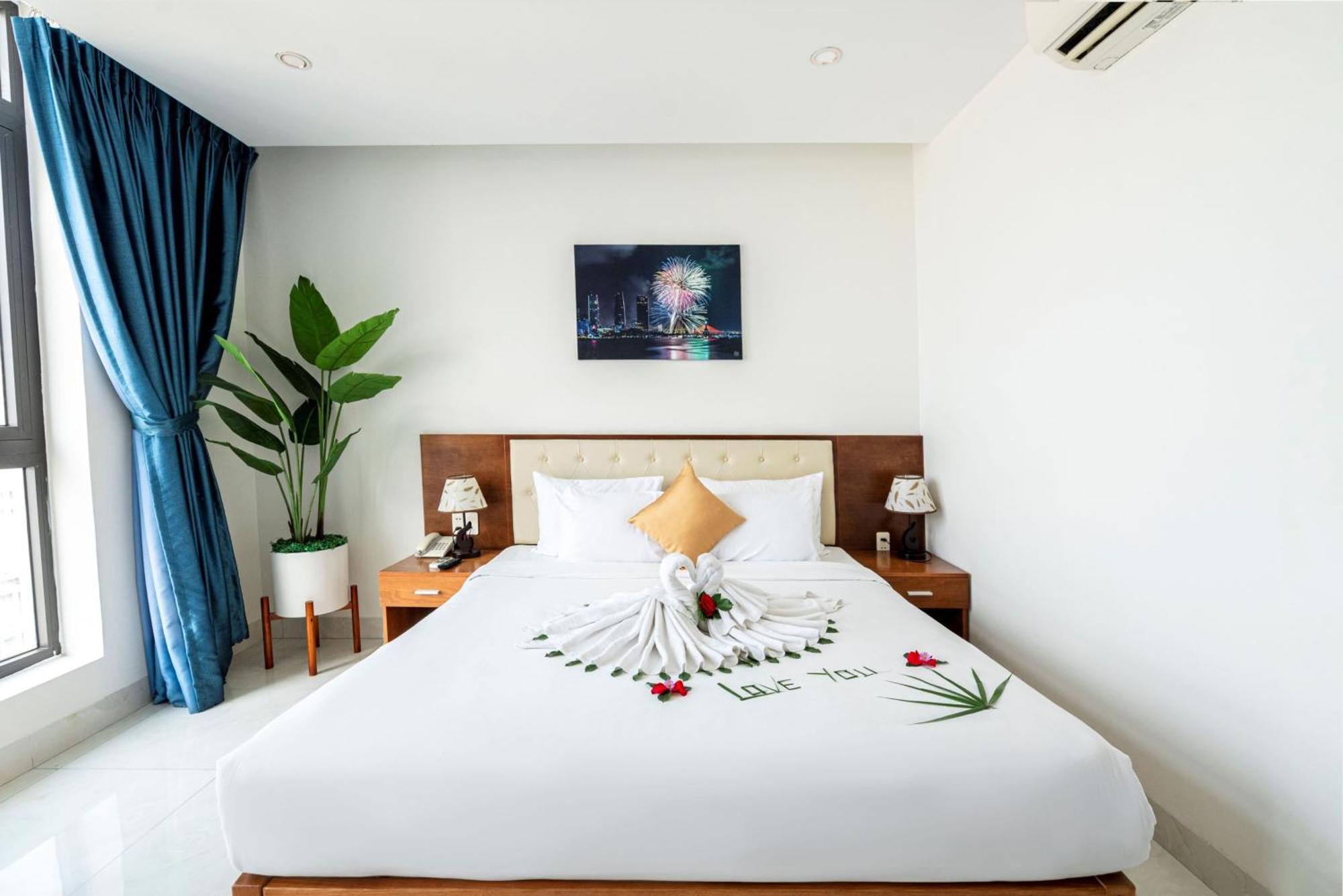 Toan Thang Beach Hotel Da Nang Exterior photo
